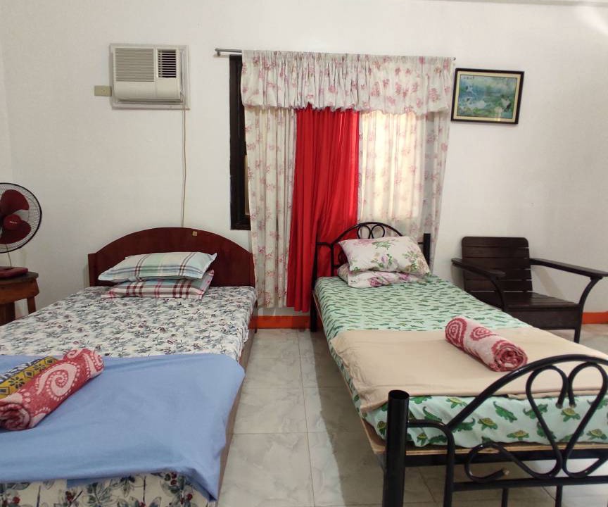 Photo of Bedroom in Paluan