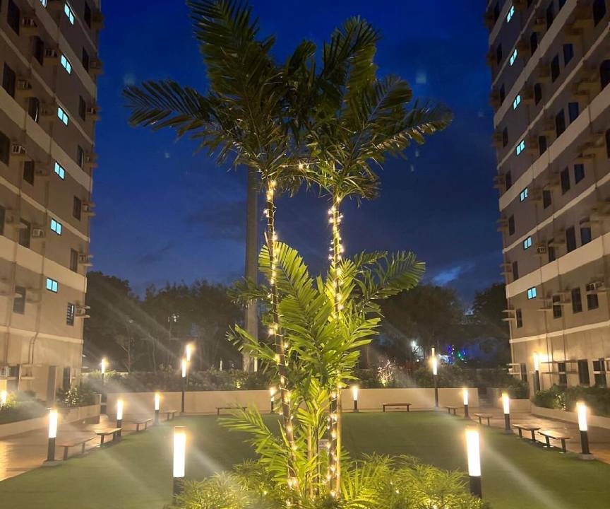 Photo of Buildings in Dasmarinas