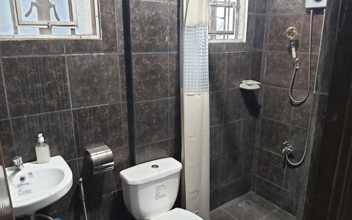 Photo of Bathroom in Munoz City