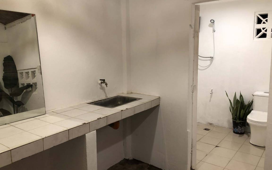 Photo of Bathroom in Basdiot