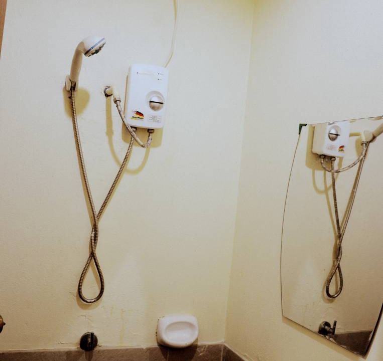 Photo of Bathroom in Daanbantayan