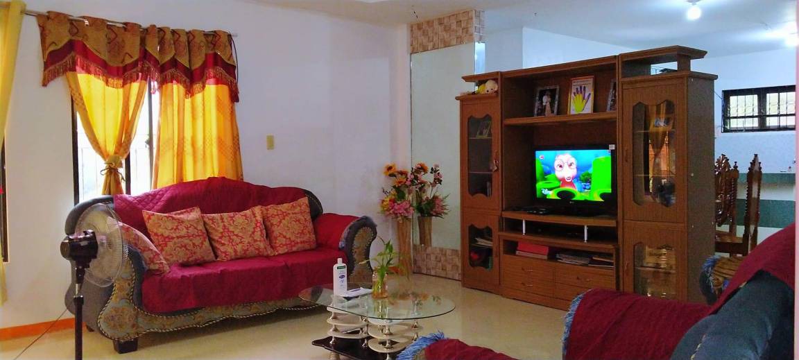 Photo of Livingroom in Mansalay