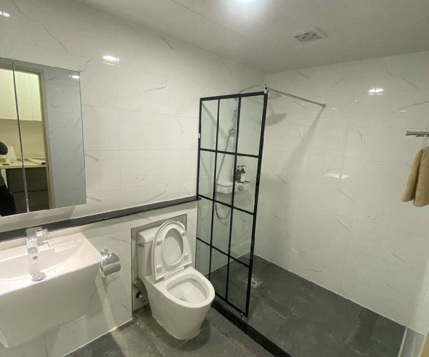 Photo of Bathroom in Clark Freeport