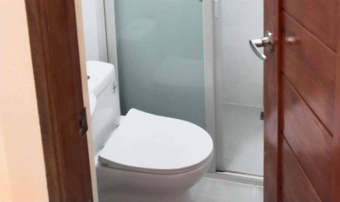 Photo of Bathroom in San Fernando