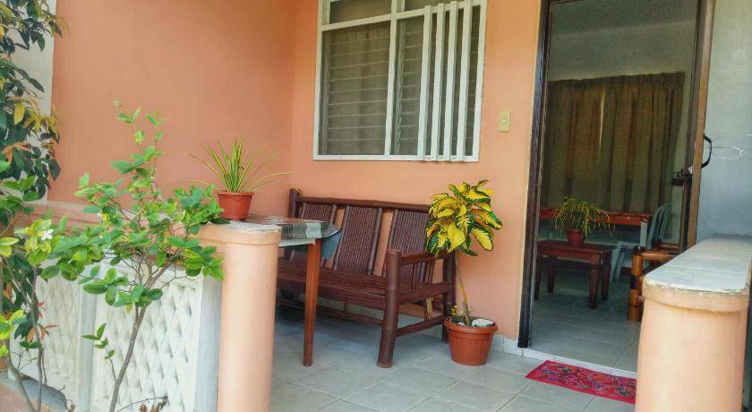 Photo of Patio Balcony in Puerto Galera