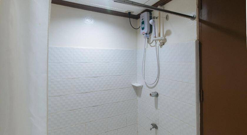 Photo of Bathroom in Paco