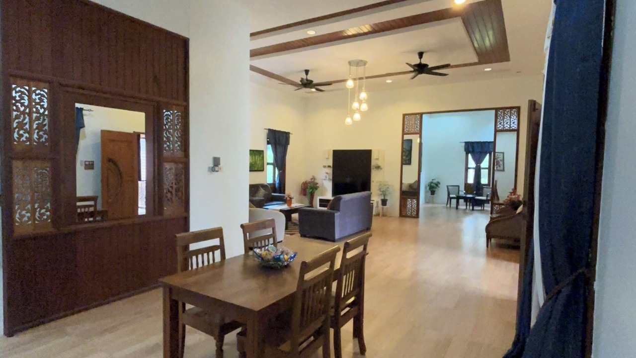 Photo of Bedroom in Kuala Teriang