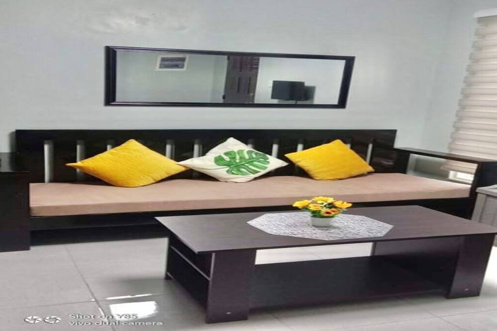 Photo of Livingroom in San Pablo