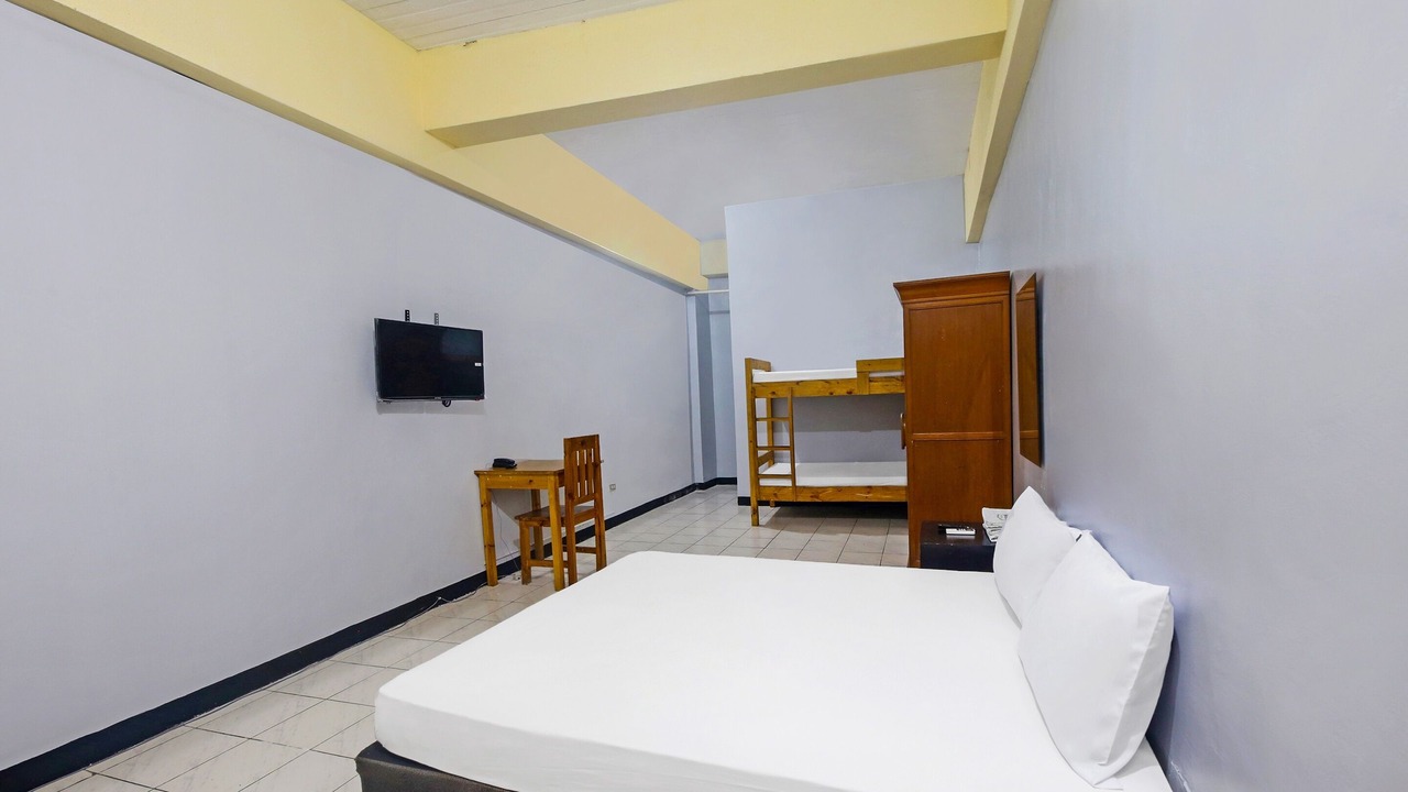 Photo of Bedroom in Muntinlupa
