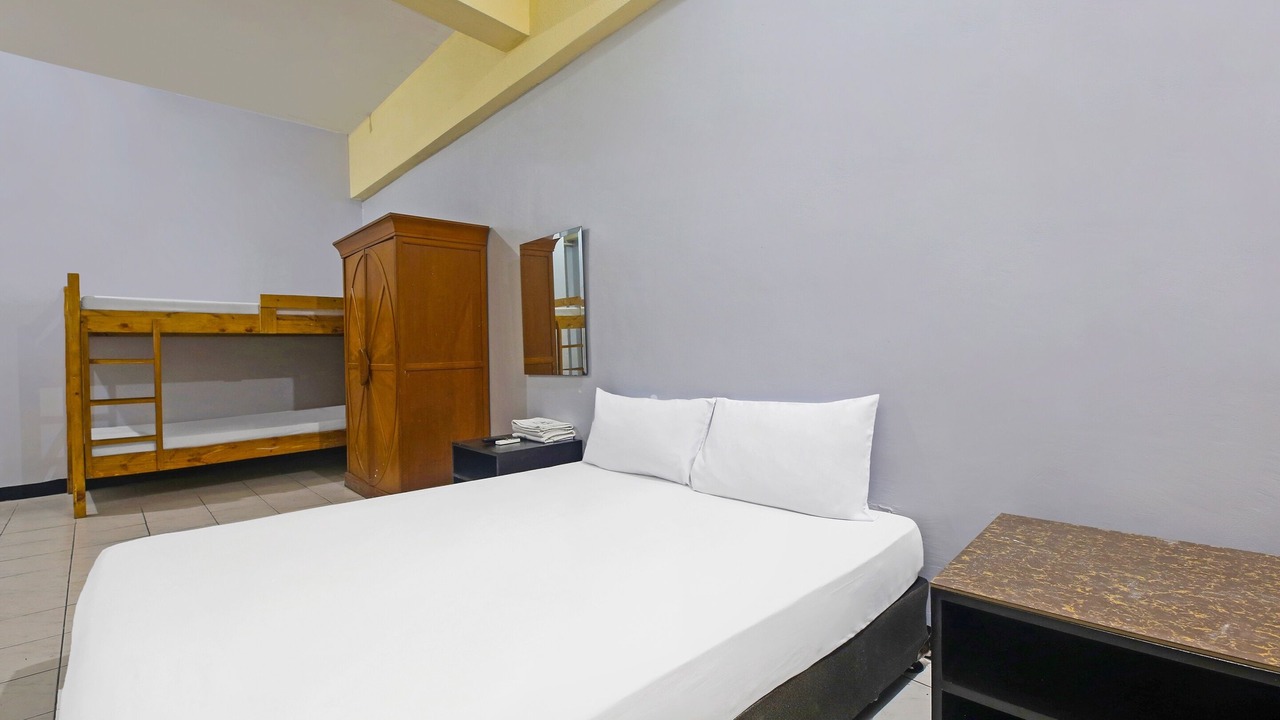 Photo of Bedroom in Muntinlupa