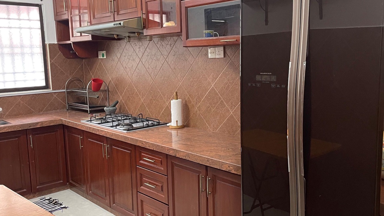 Photo of Kitchen in Teluk Kumbar