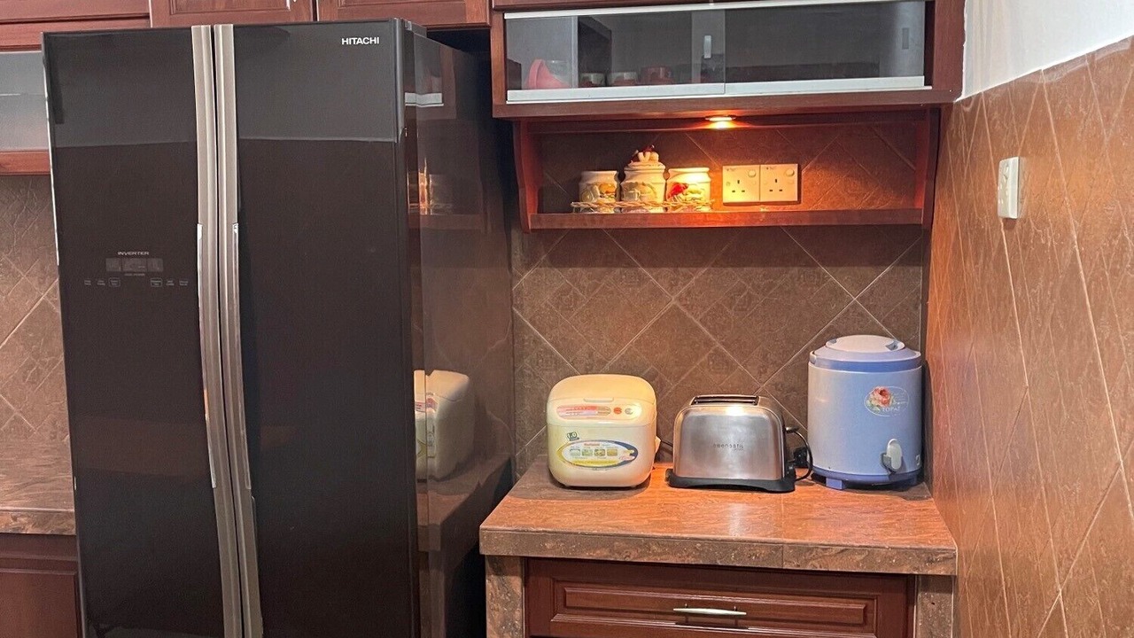 Photo of Kitchen in Teluk Kumbar