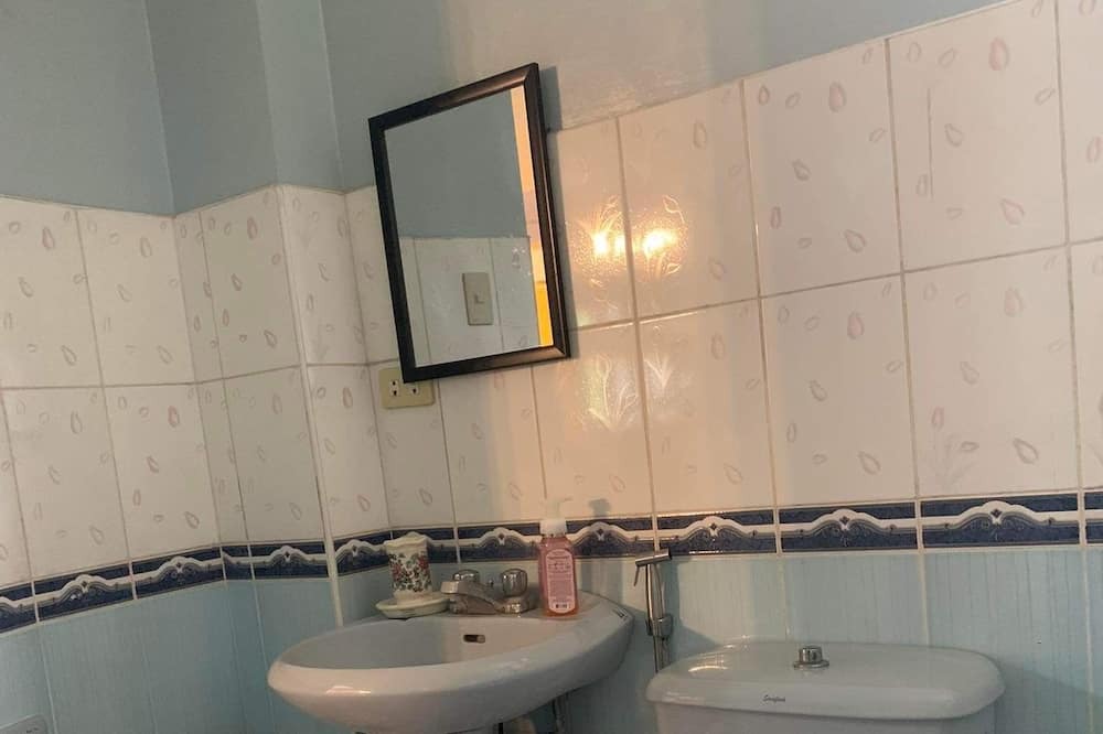 Photo of Bathroom in Alangalang