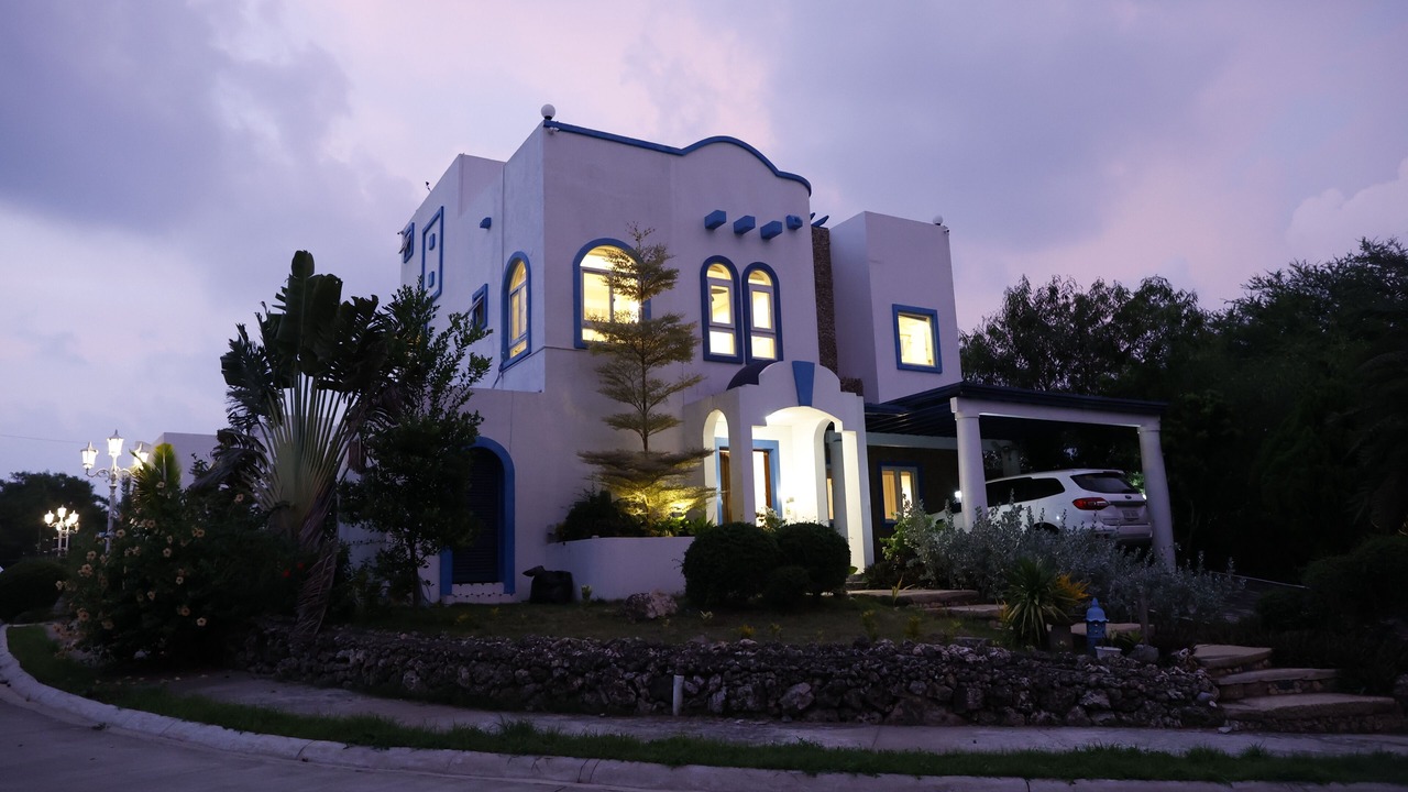 Photo of Outdoor in San Fernando