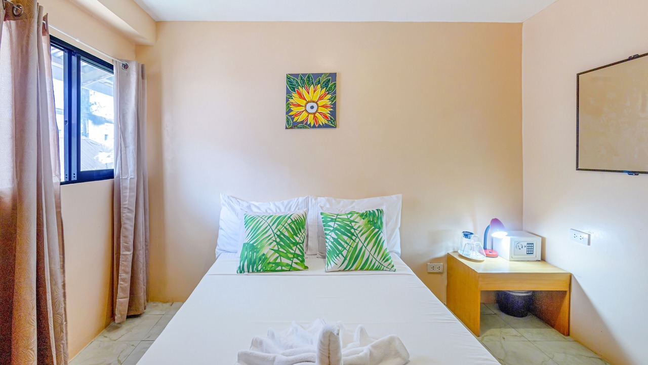 Photo of Bedroom in Manoc-Manoc