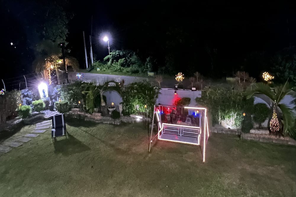 Photo of Outdoor in Aguilar