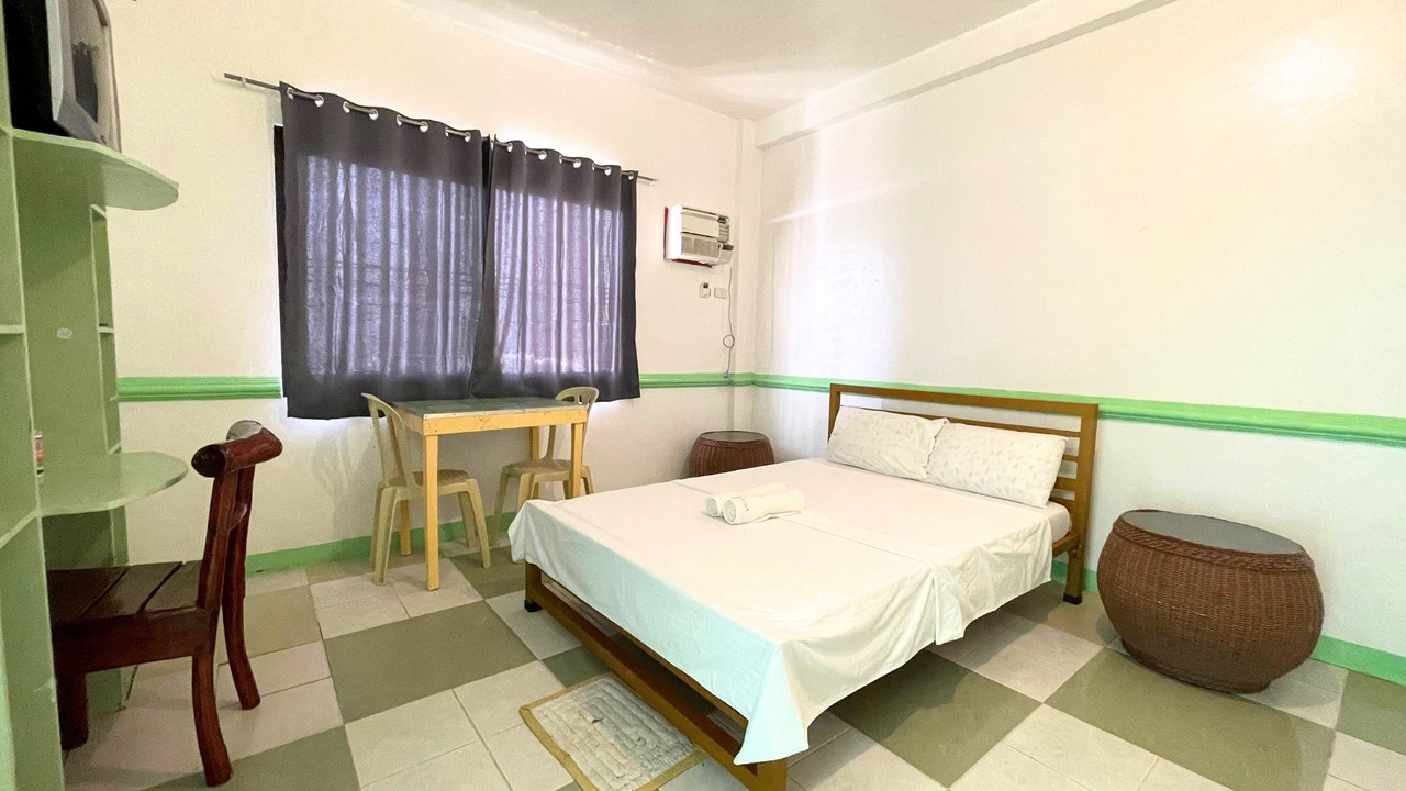 Photo of Bedroom in Puerto Galera