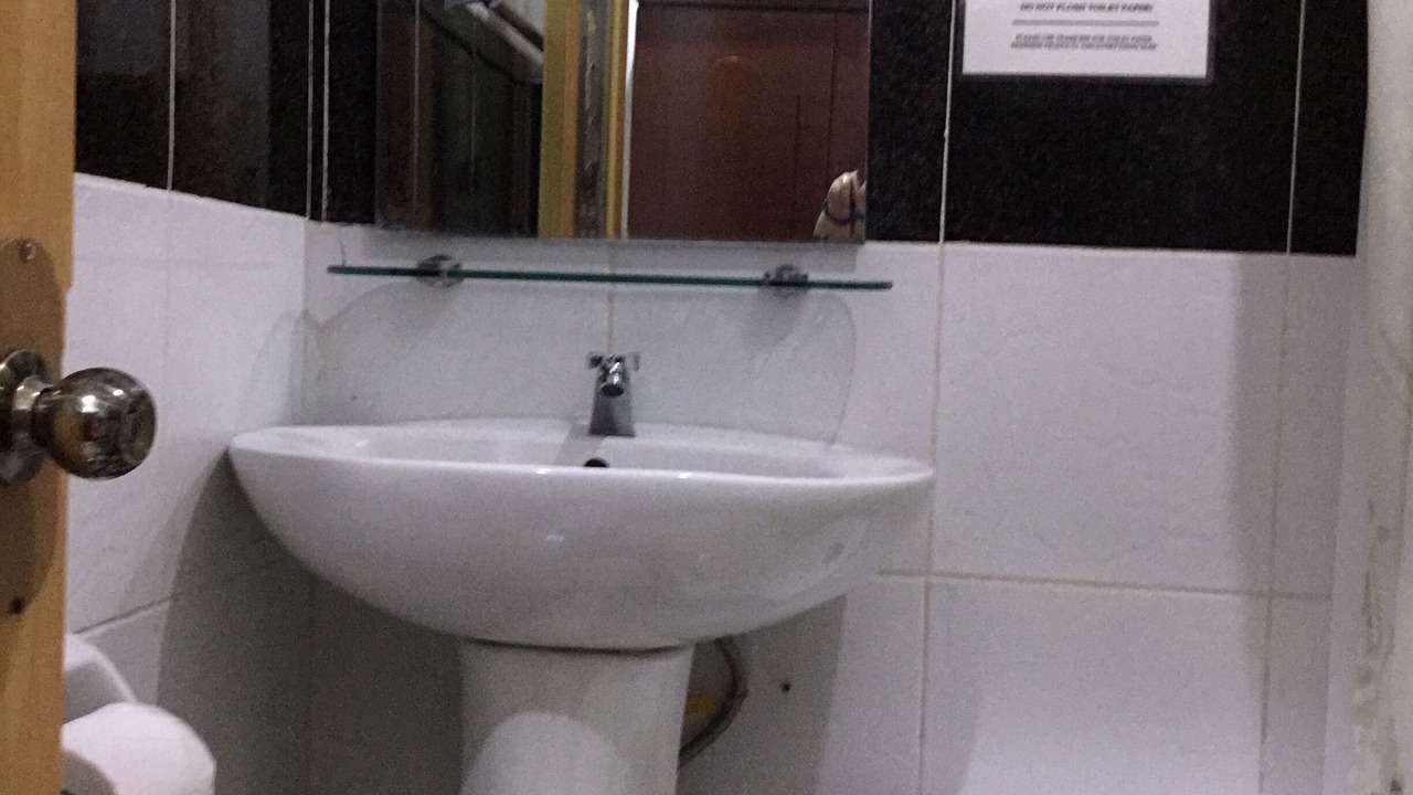 Photo of Bathroom in Manoc-Manoc