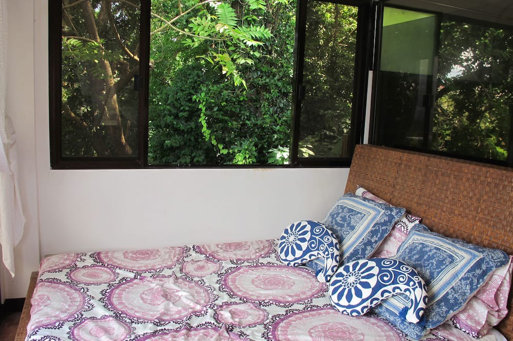 Photo of Bedroom in Yapak
