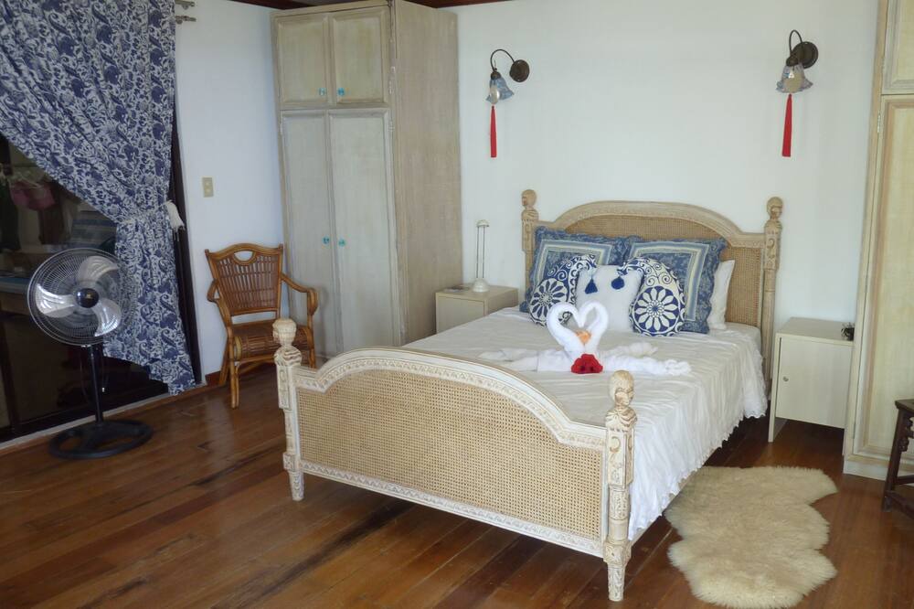 Photo of Bedroom in Yapak