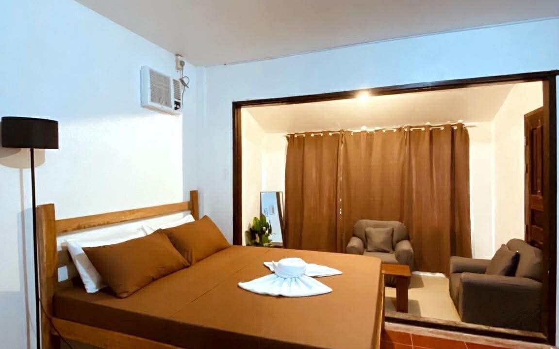 Photo of Bedroom in Catangnan