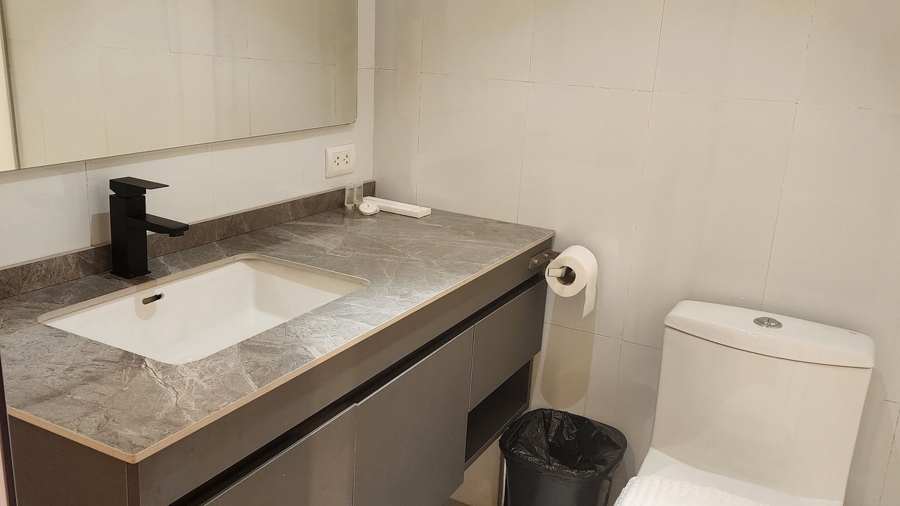 Photo of Bathroom in San Fernando