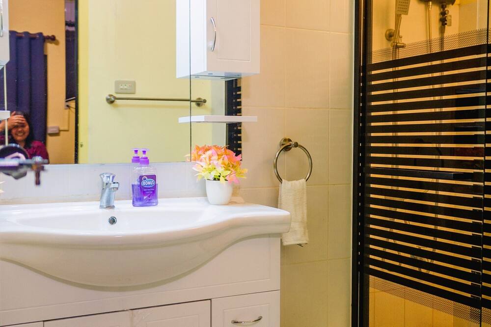 Photo of Bathroom in Legazpi