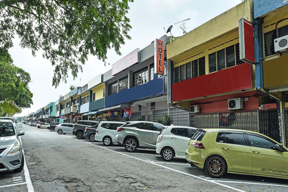 Photo of Outdoor in Taman Johor Jaya