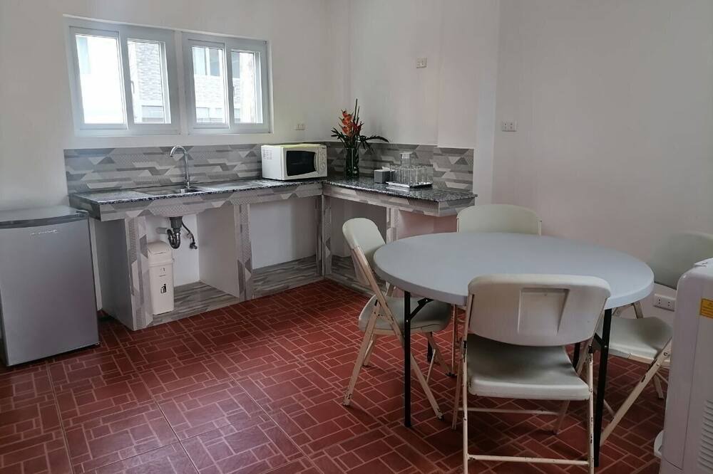 Photo of Livingroom in Manoc-Manoc
