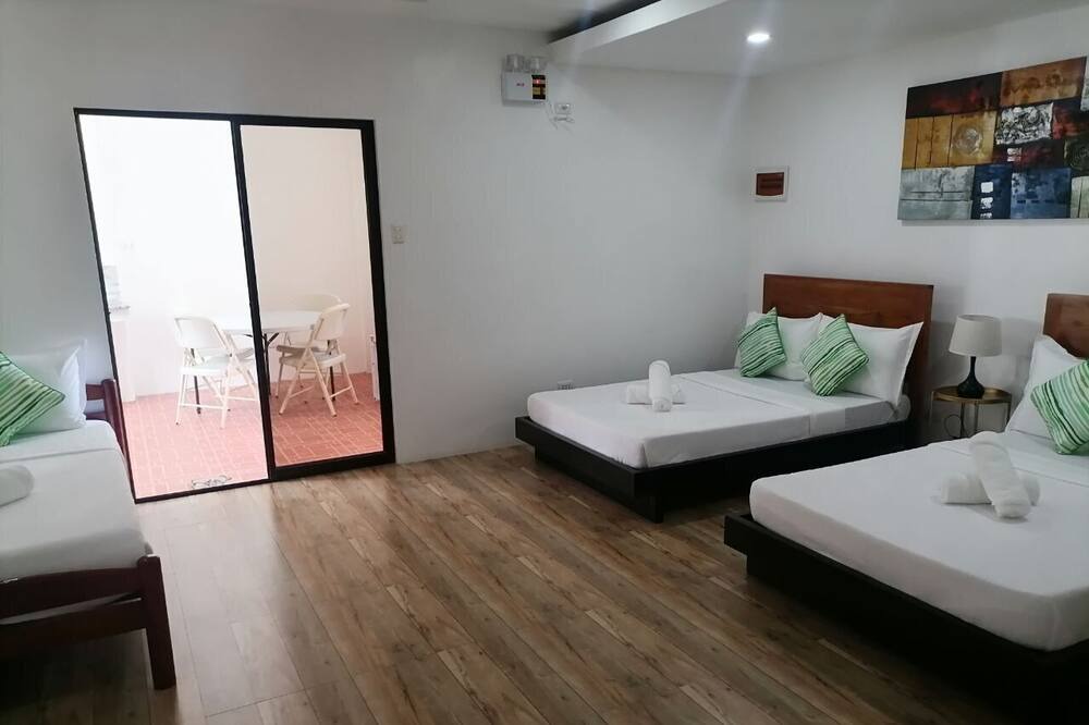 Photo of Bedroom in Manoc-Manoc