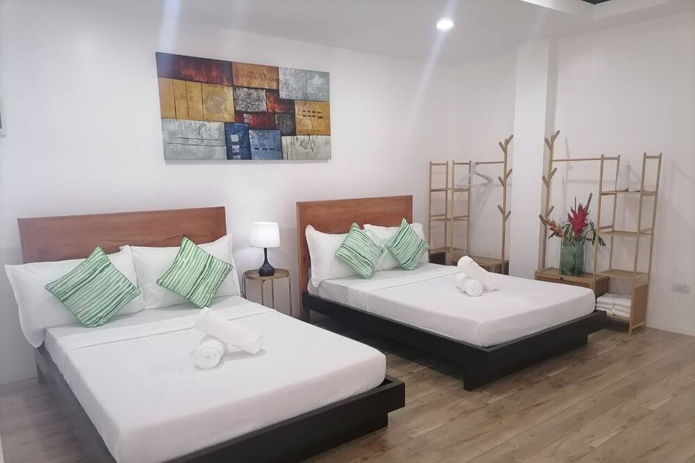 Photo of Bedroom in Manoc-Manoc