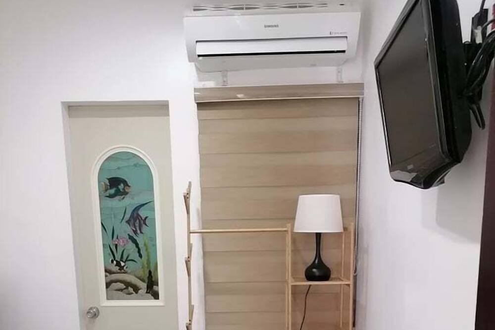 Photo of Bedroom in Manoc-Manoc