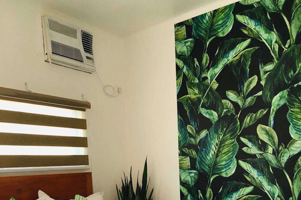 Photo of Bedroom in Manoc-Manoc