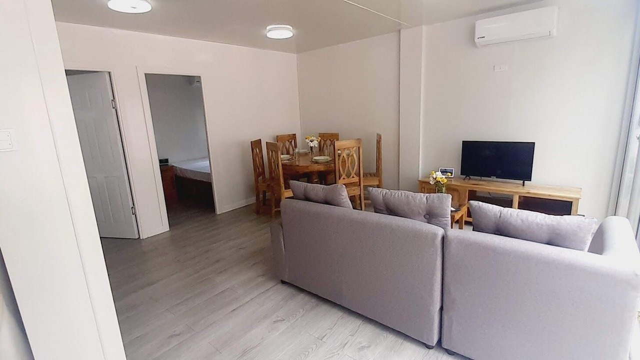 Photo of Livingroom in Looc