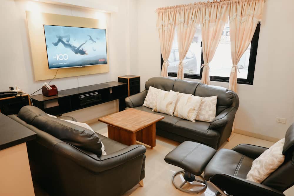 Photo of Livingroom in Cavite City