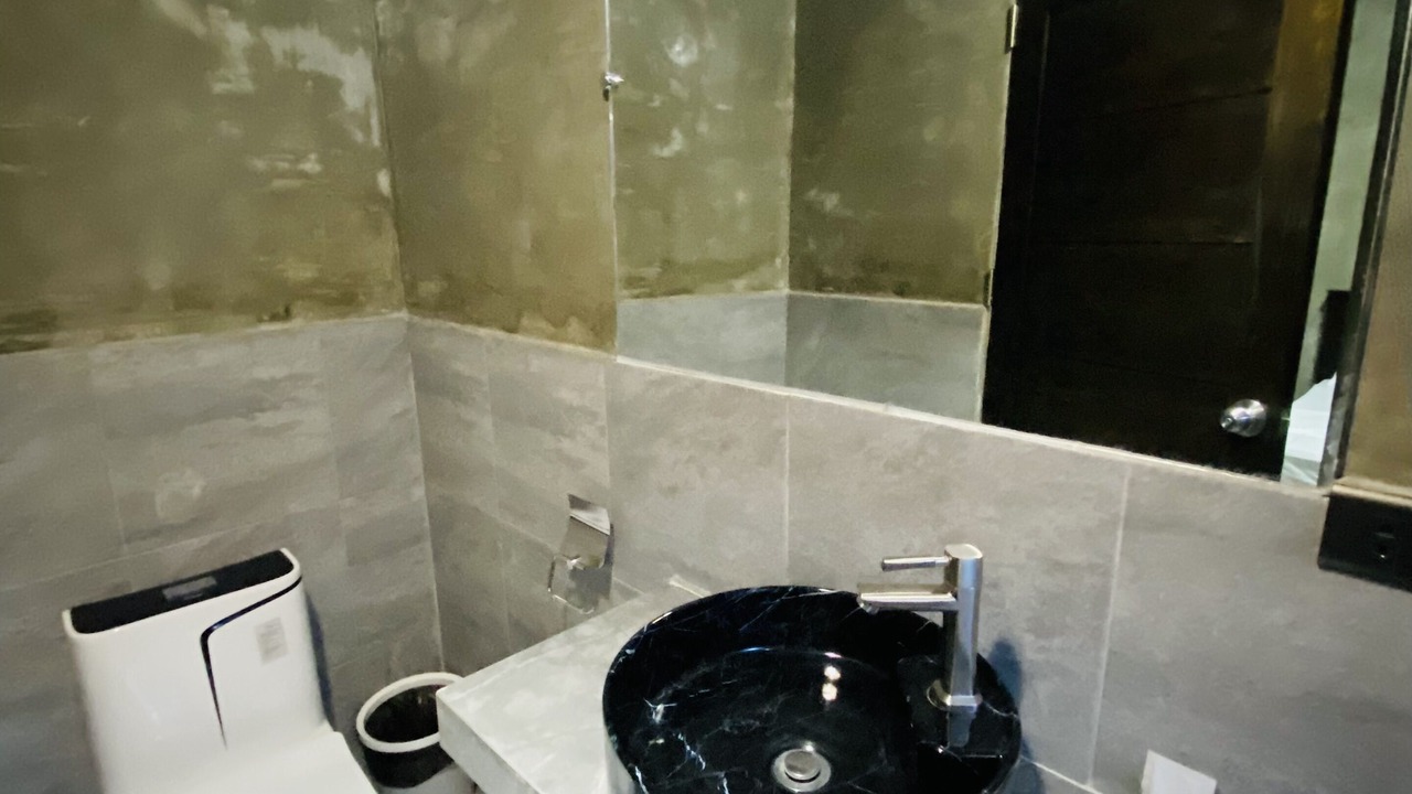 Photo of Bathroom in Dumaguete