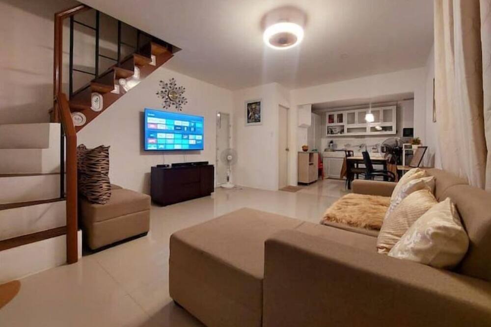 Photo of Livingroom in Subic