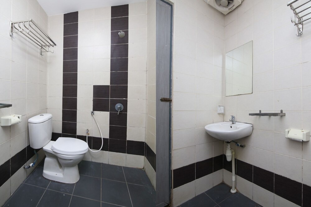 Photo of Bathroom in Taman Liong Seng