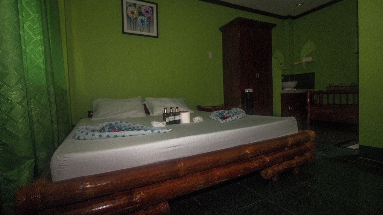 Photo of Bedroom in Logon