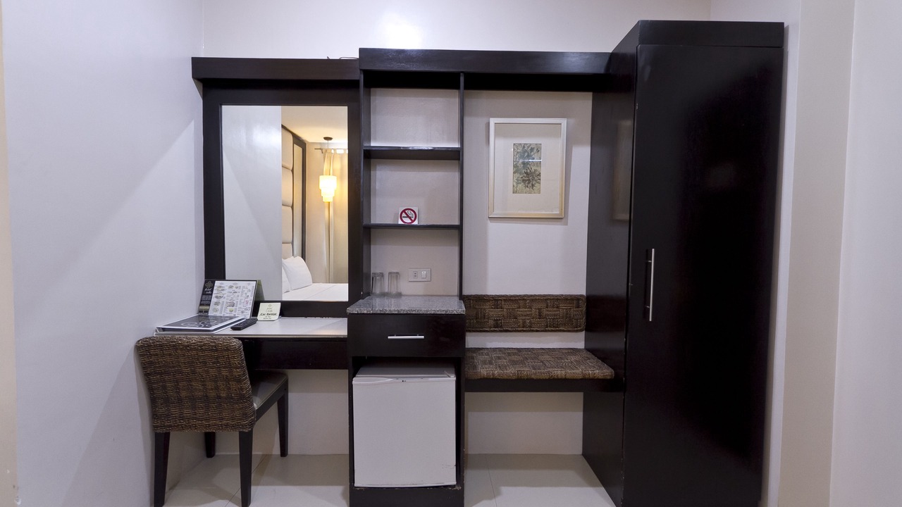 Photo of Bedroom in Capitol Site