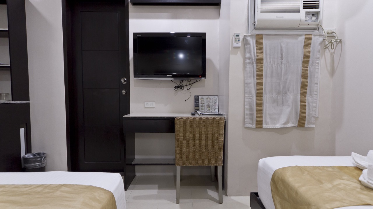 Photo of Bedroom in Capitol Site