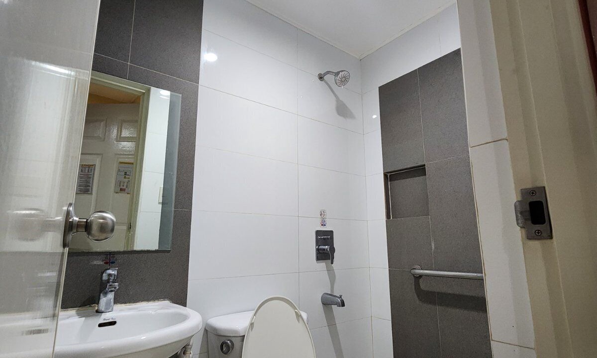 Photo of Bathroom in Bel-Air