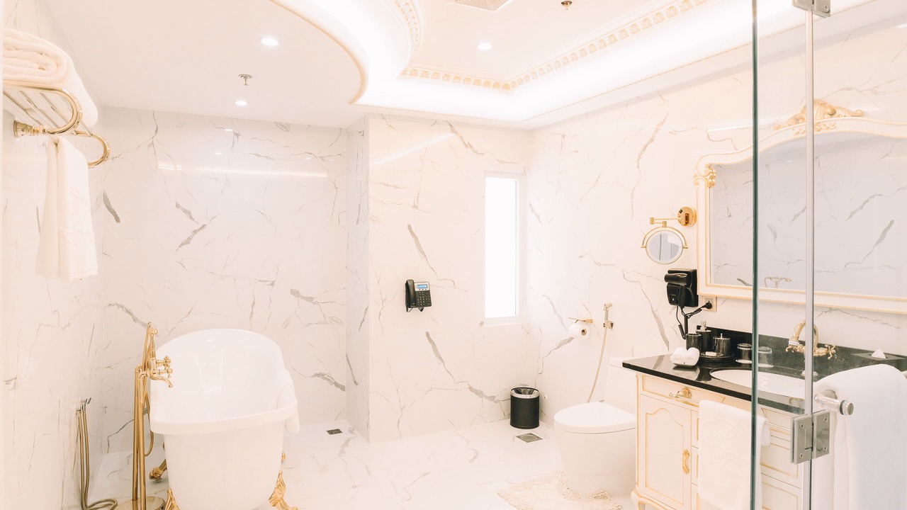 Photo of Bathroom in Military Cut-off