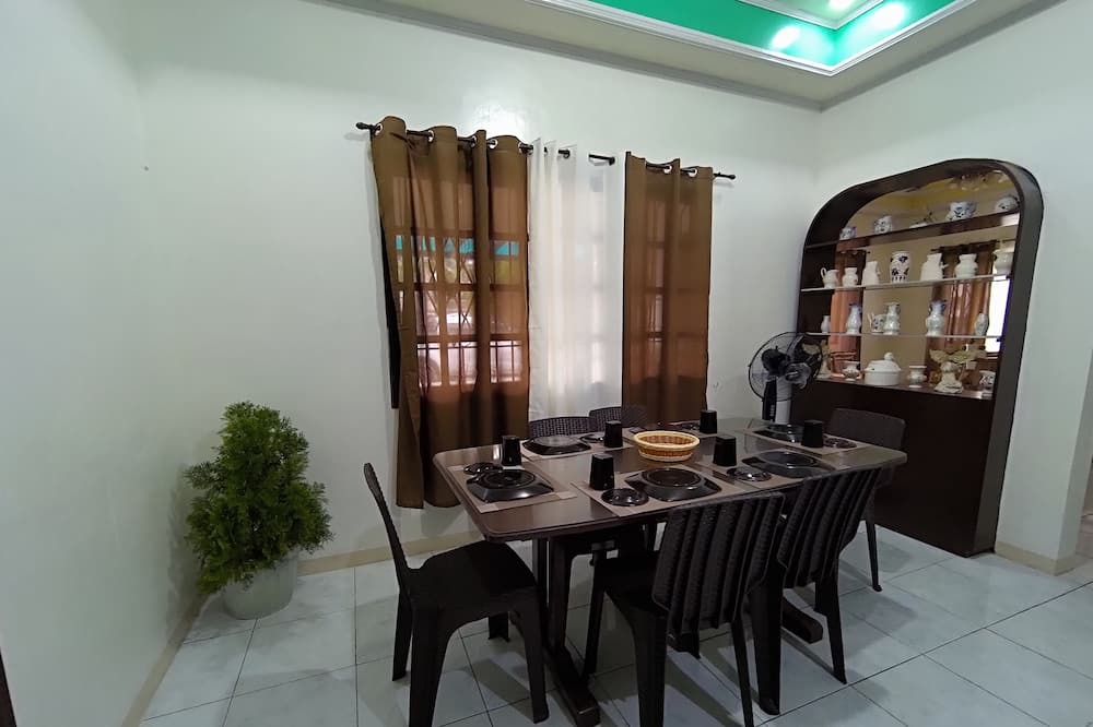 Photo of Kitchen in Naic