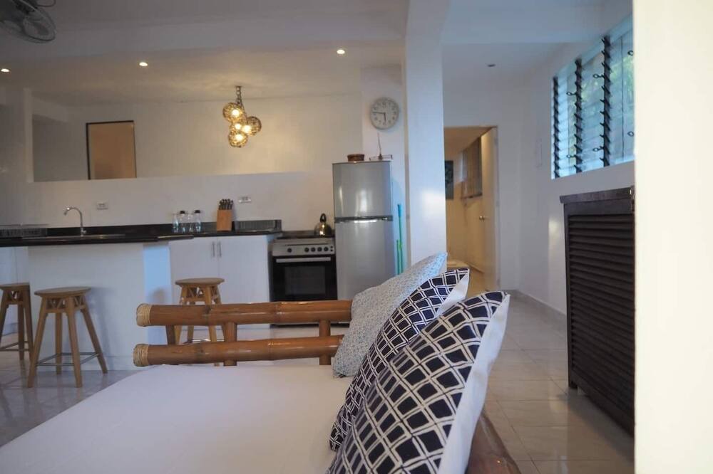 Photo of Livingroom in Manoc-Manoc