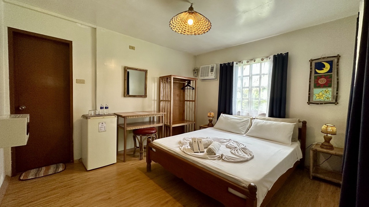 Photo of Bedroom in Puerto Galera