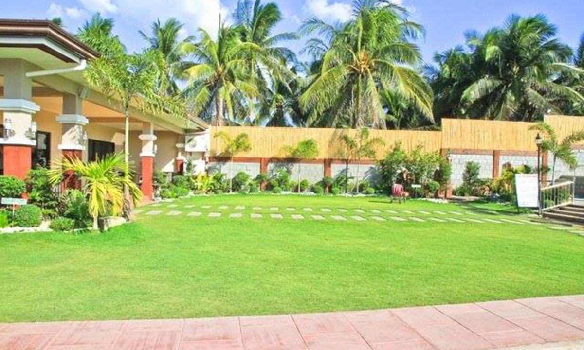 Photo of Outdoor in Lemery