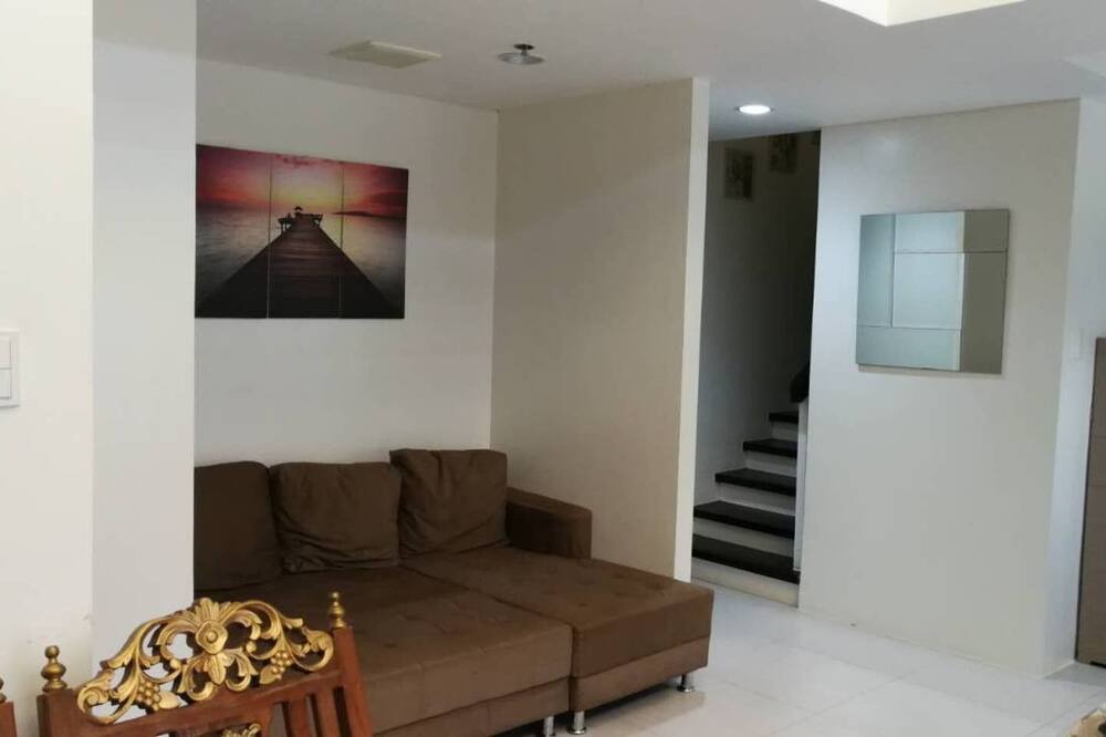 Photo of Livingroom in Nasugbu