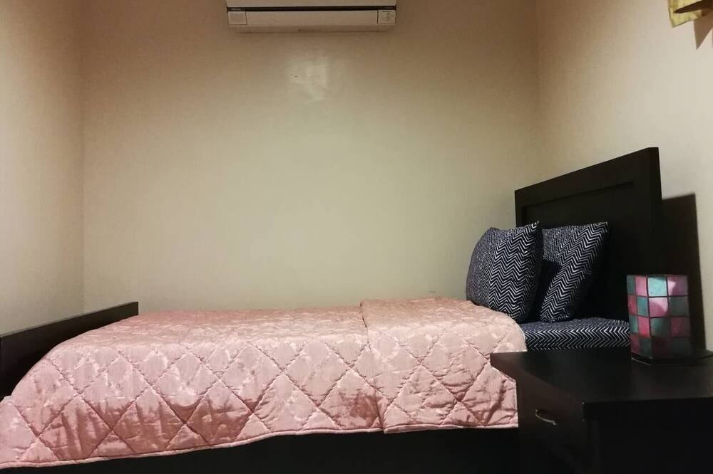 Photo of Bedroom in Nasugbu