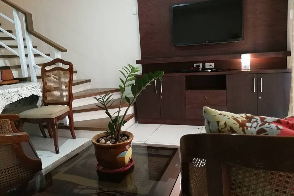 Photo of Livingroom in Nasugbu